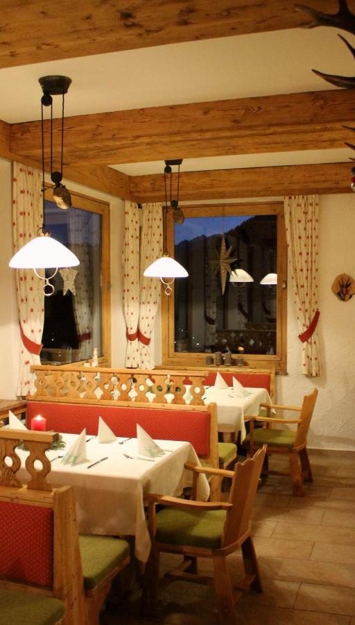 فندق Berggasthof Karntner Alm ميتنوالد المظهر الخارجي الصورة